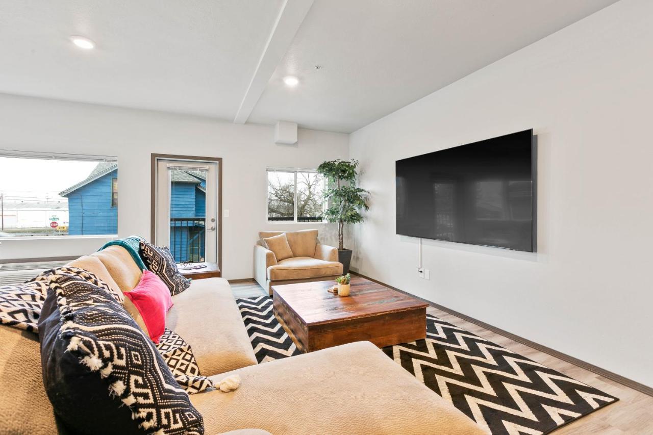 Huge-Fun-Trendy Apt By Perry District & Downtown Spokane Exterior photo